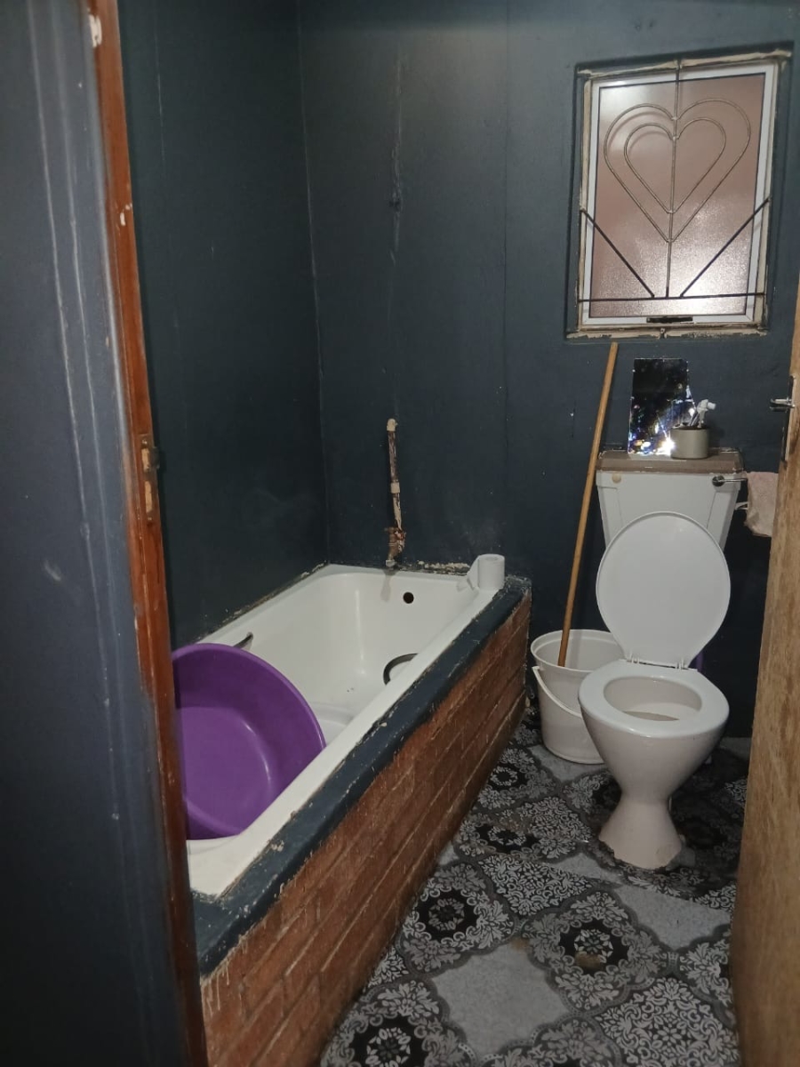 2 Bedroom Property for Sale in Booysens Park Eastern Cape